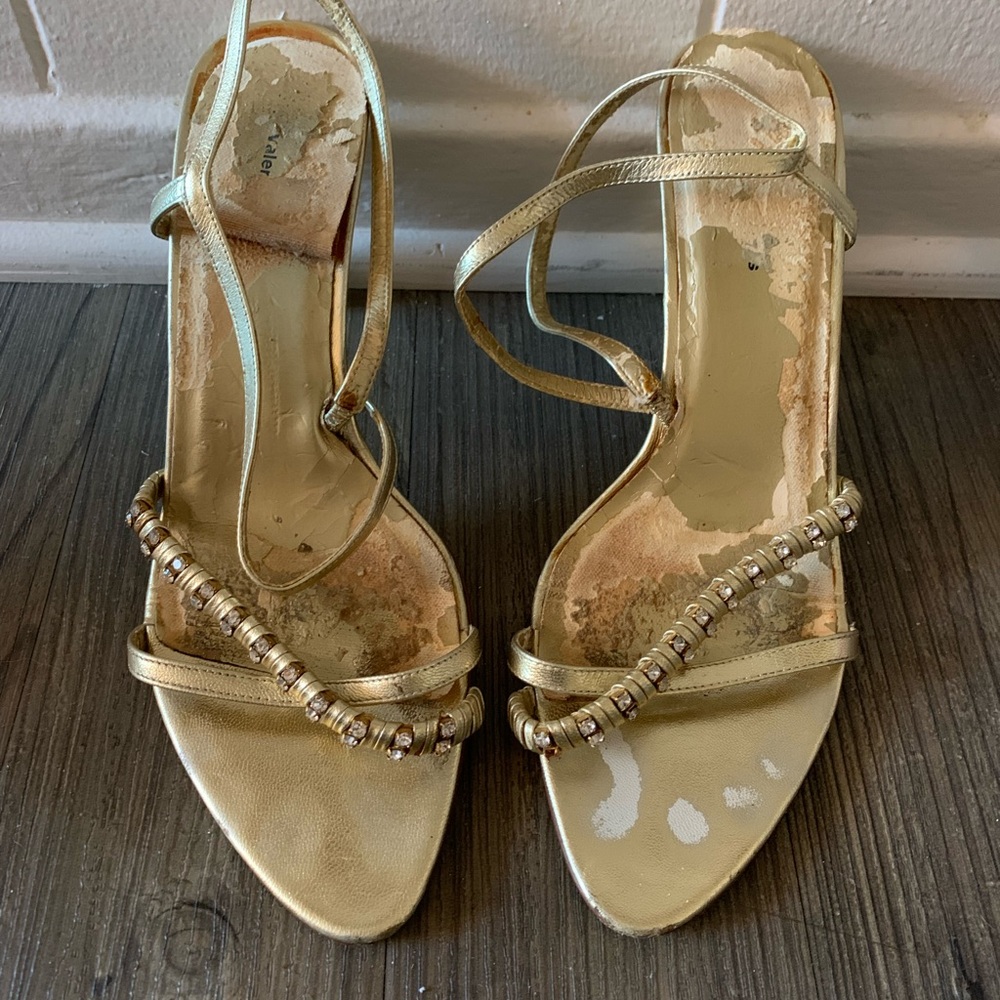 Elegant Gold Strappy Women's Sandals